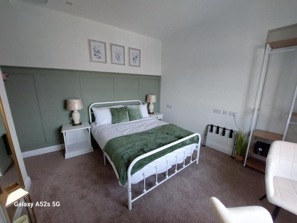 Londonderrys Bar And Accommodation Seaham Buitenkant foto
